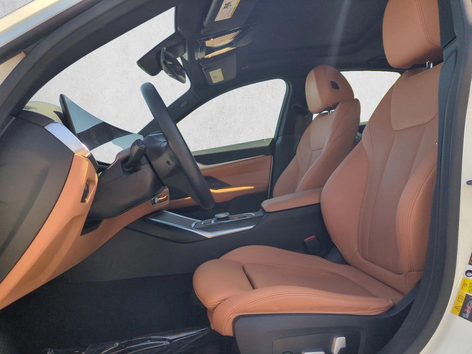 2023 BMW i4 35 - Photo 17