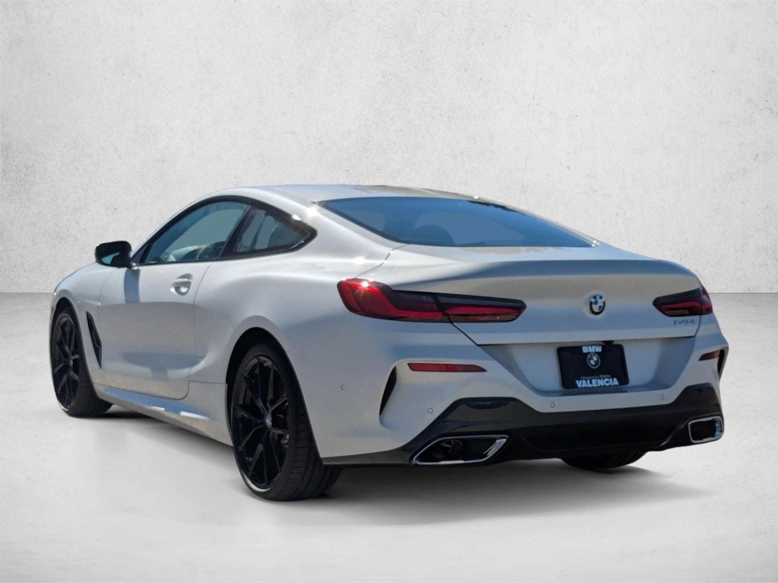 2026 BMW 8 Series 840i - Photo 9