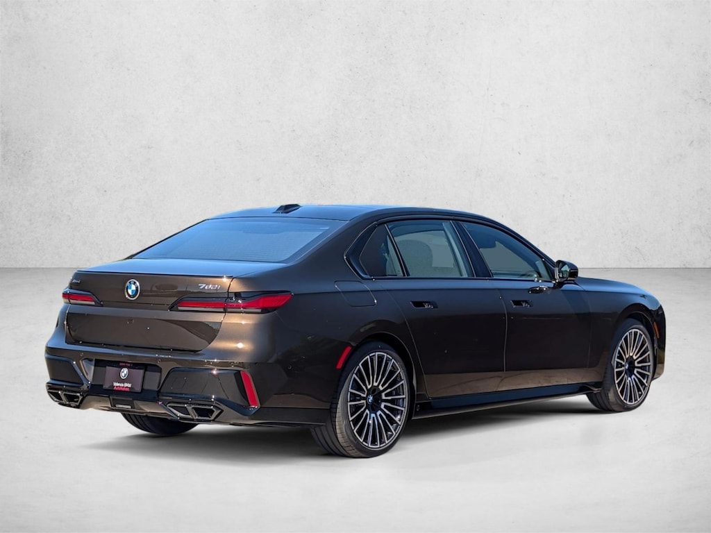 New 2026 BMW 760i xDrive Sedan