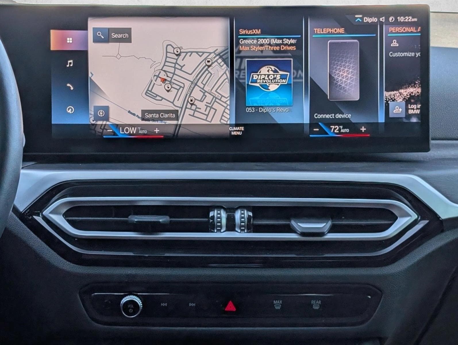 2024 BMW 3 Series 330e - Photo 13