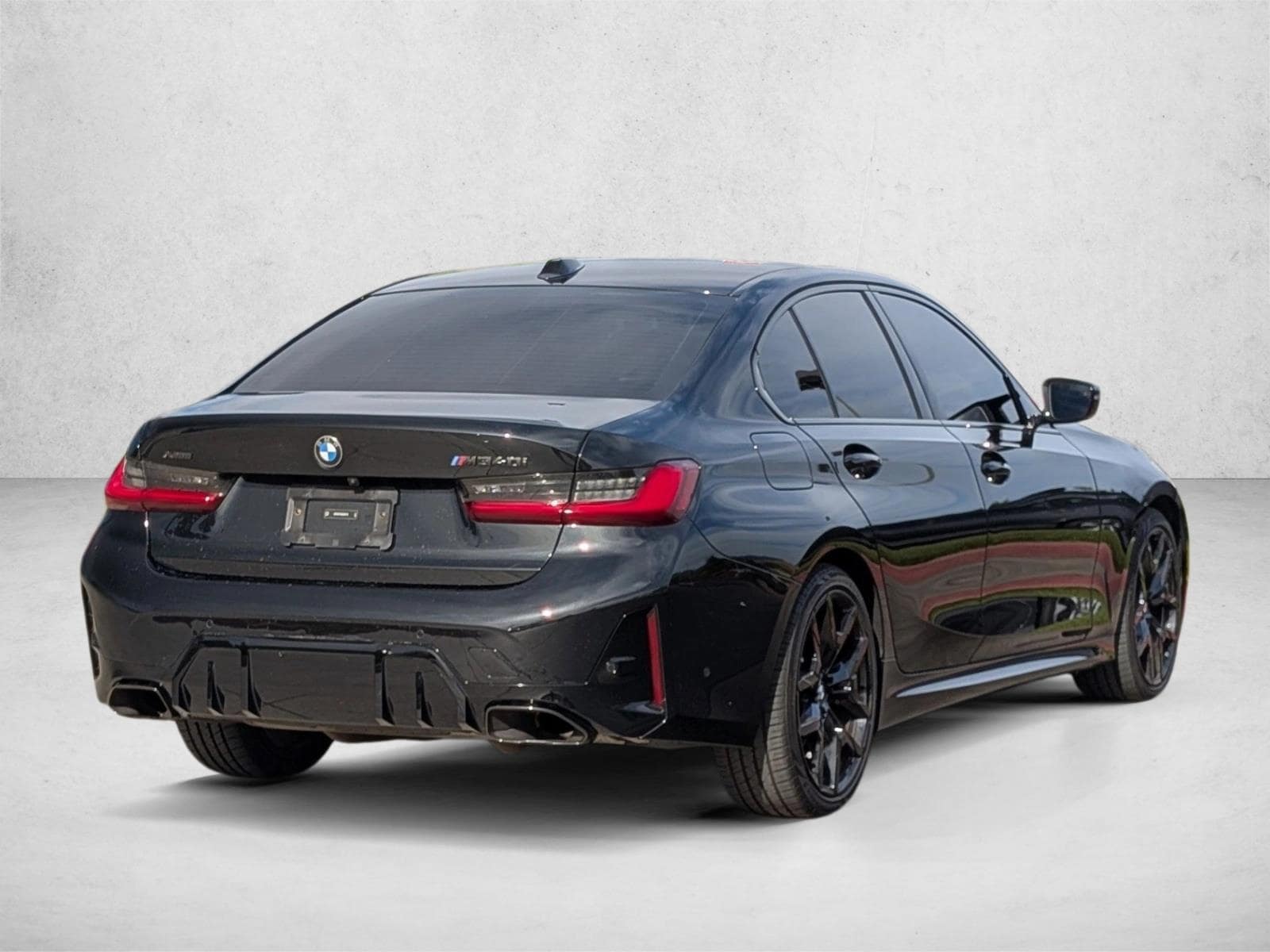 2025 BMW M340i xDrive photo 5