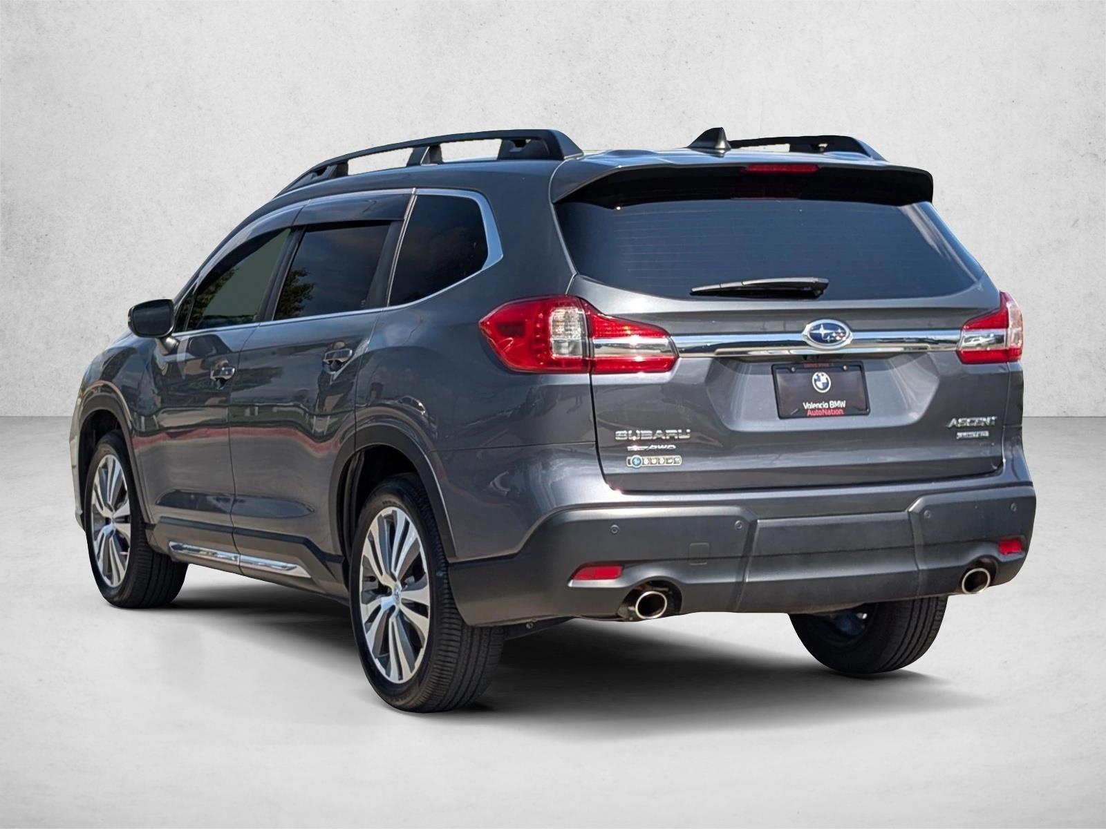 2022 Subaru Ascent Limited 7-Passenger photo 3
