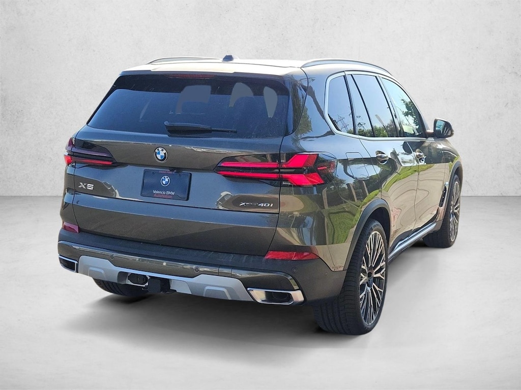 New 2026 BMW X5 xDrive40i SUV