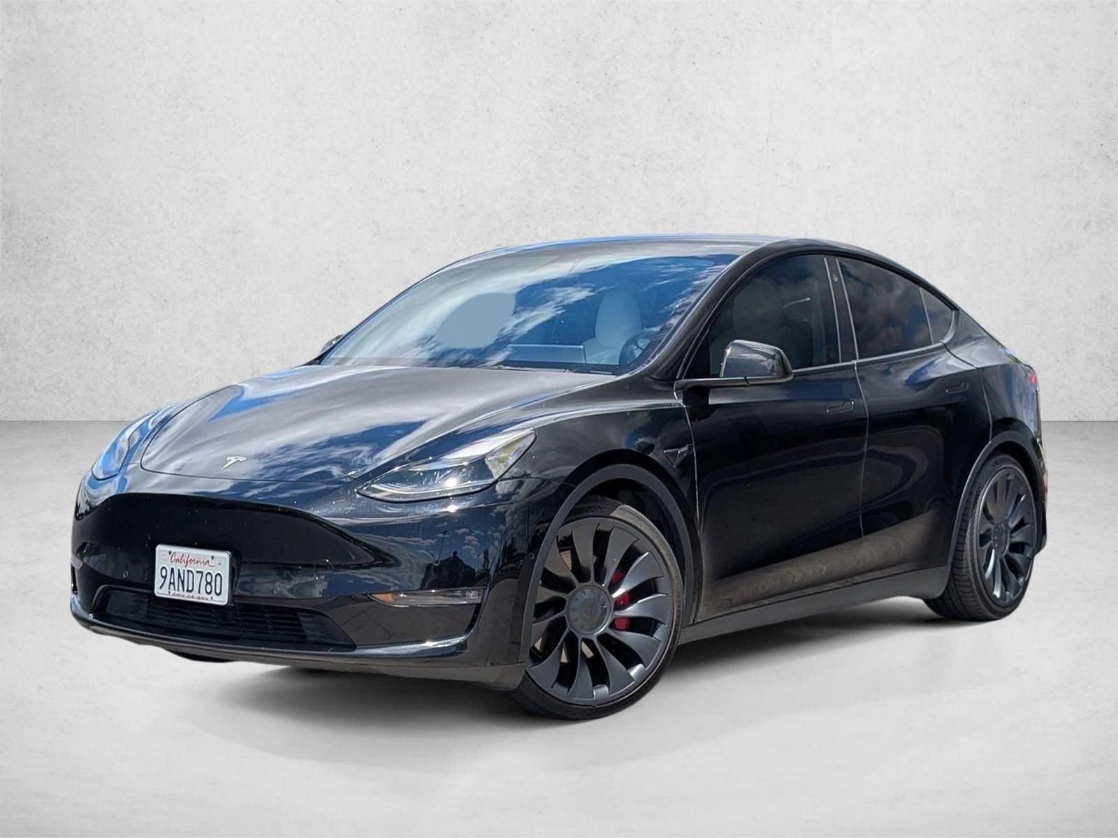 2022 Tesla Model Y Performance Dual Motor All-Wheel Drive's photo