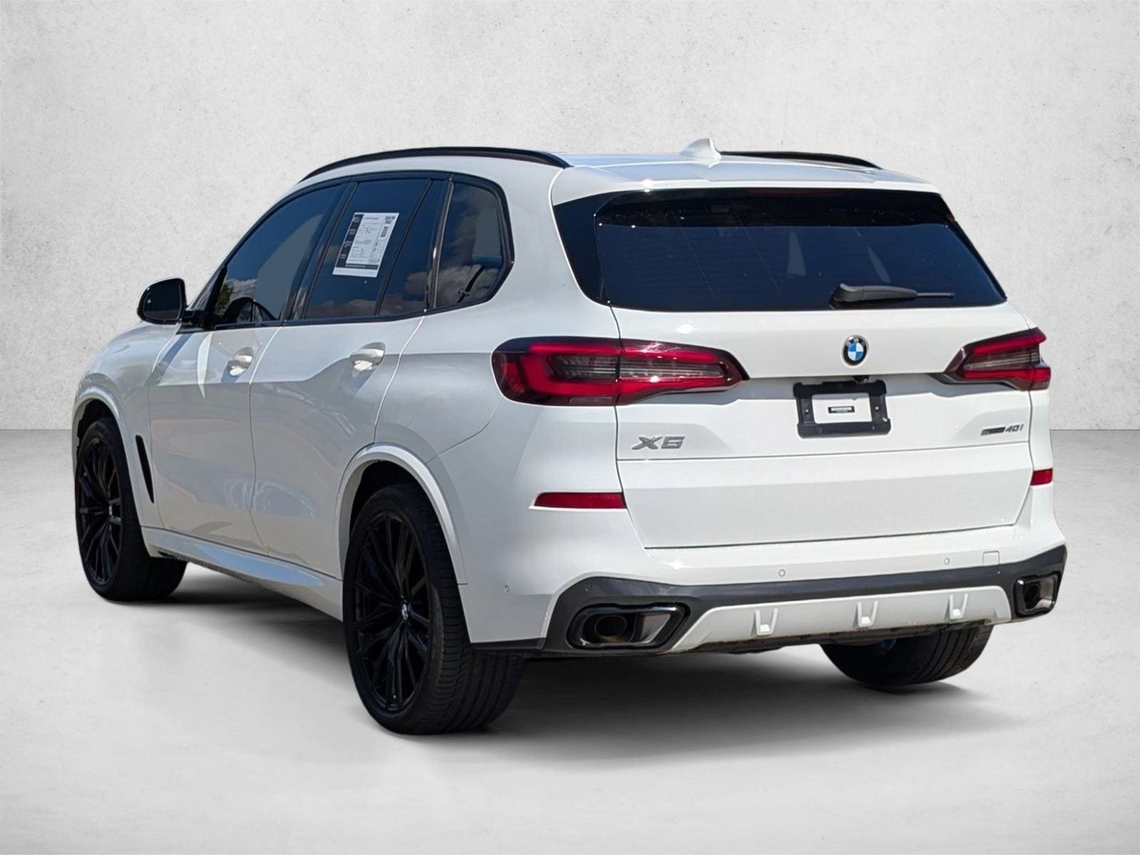 2023 BMW X5 sDrive40i photo 3