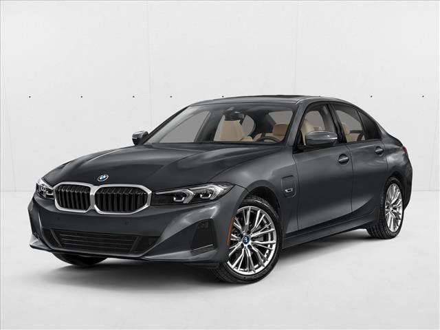 2024 BMW 3 Series 330e Sedan's photo