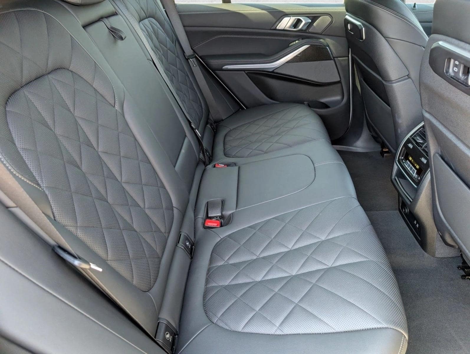 2024 BMW X5 M60i - Photo 22