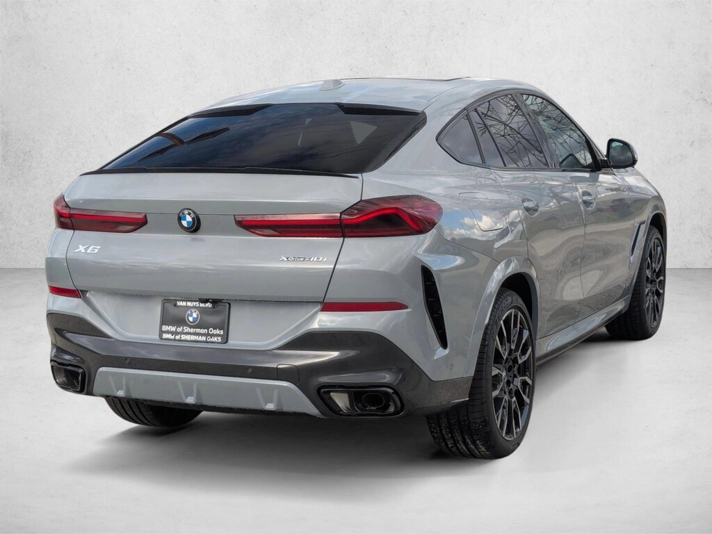 New 2026 BMW X6 xDrive40i SUV