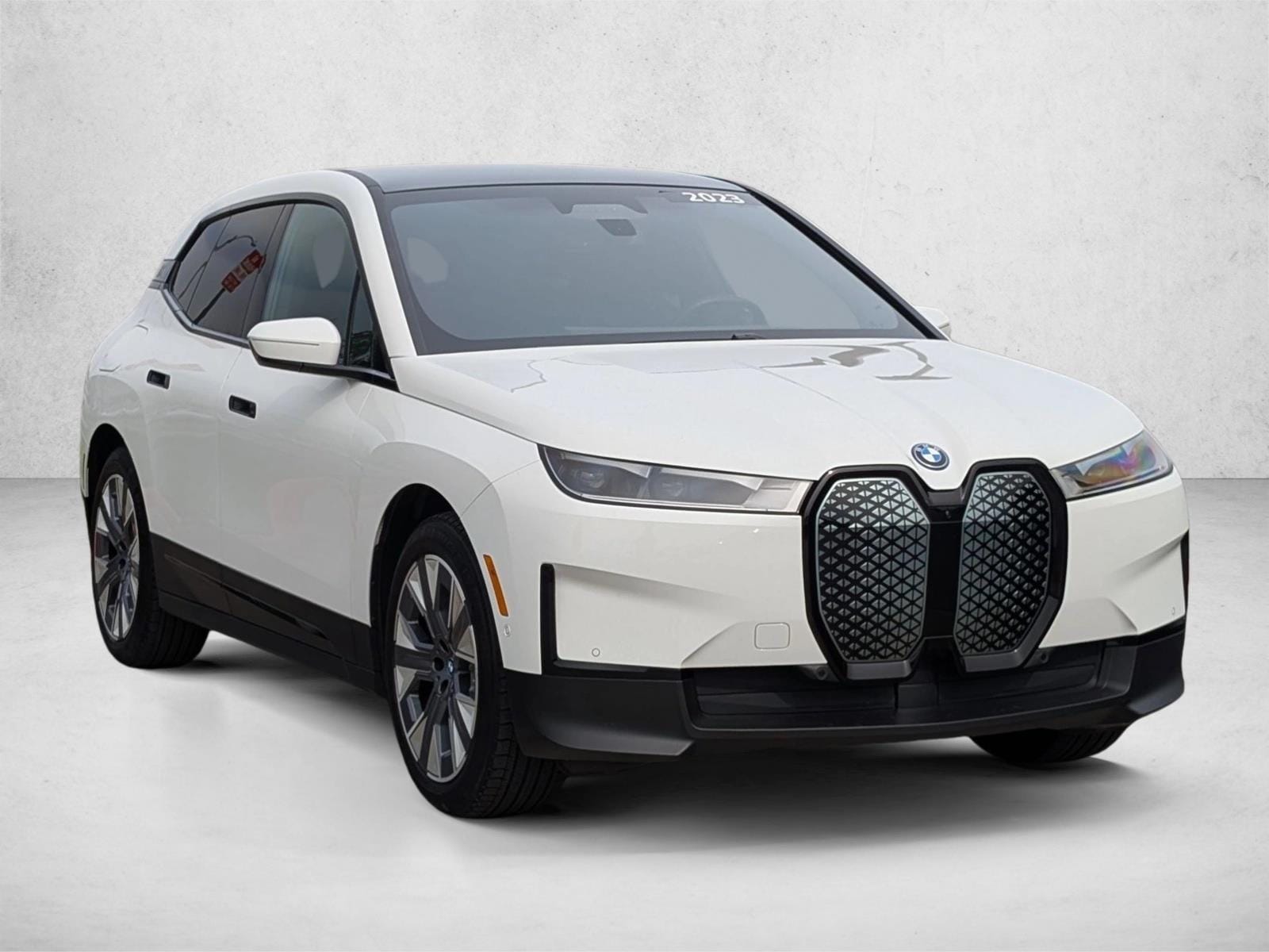 2023 BMW iX xDrive50 photo 2