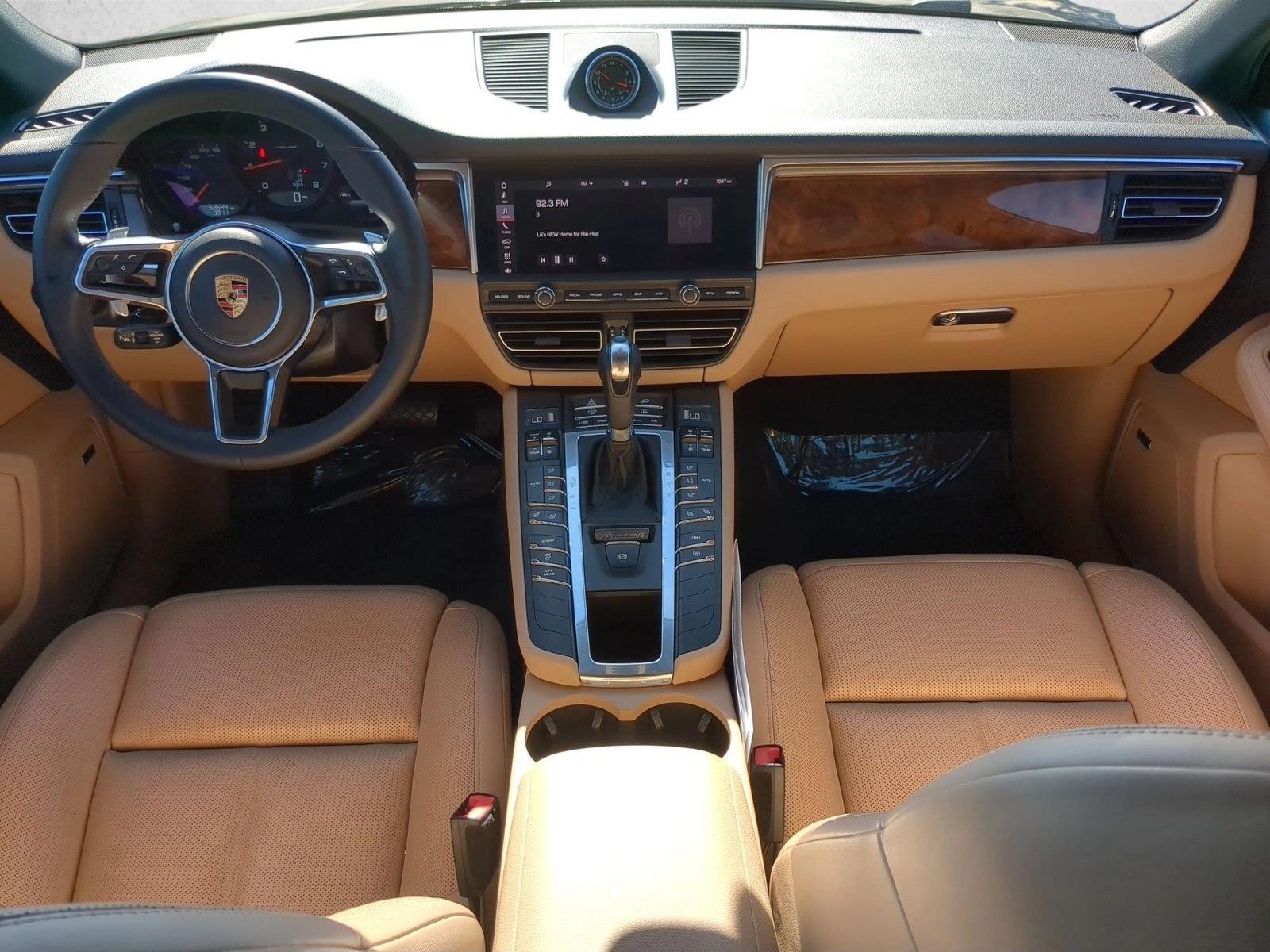 2020 Porsche Macan Base - Photo 19