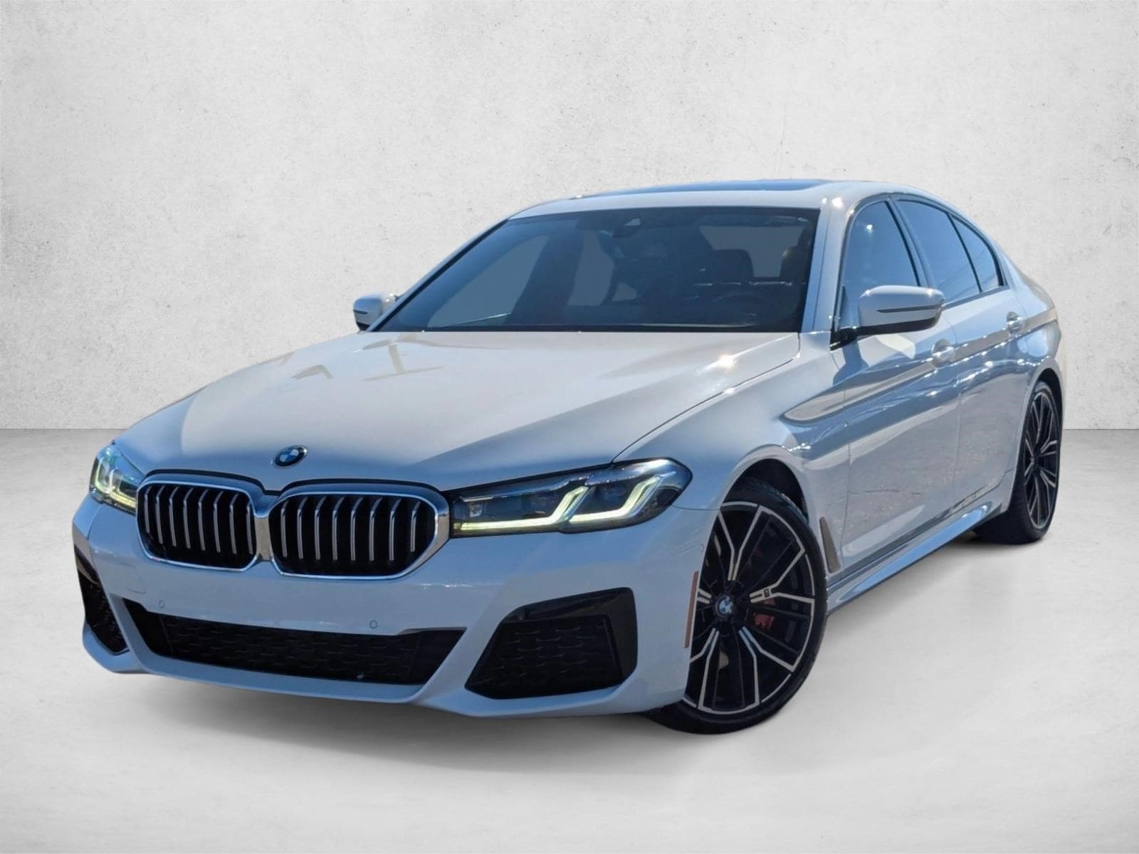 2021 BMW 5 Series 540's photo