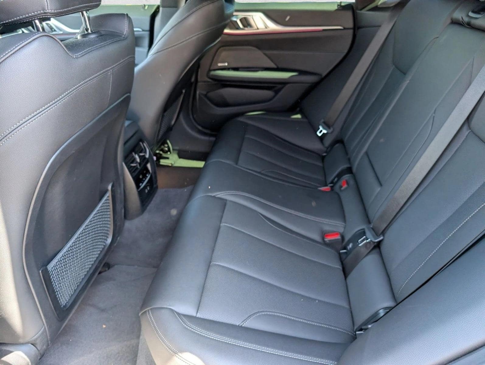 2024 BMW i4 35 - Photo 20