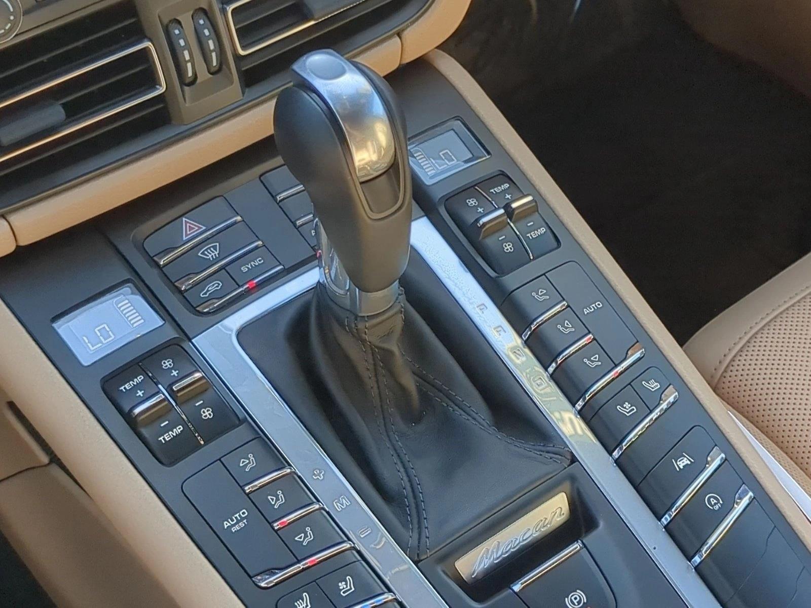 2020 Porsche Macan Base - Photo 12