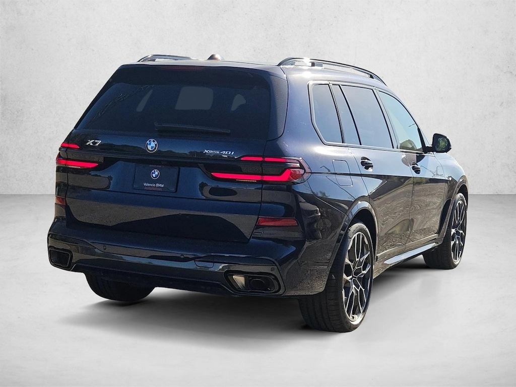 New 2027 BMW X7 xDrive40i SUV