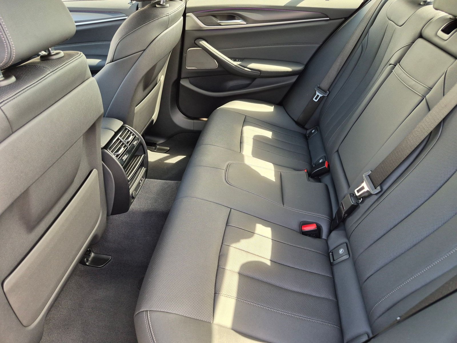 2023 BMW 5 Series 540i - Photo 20
