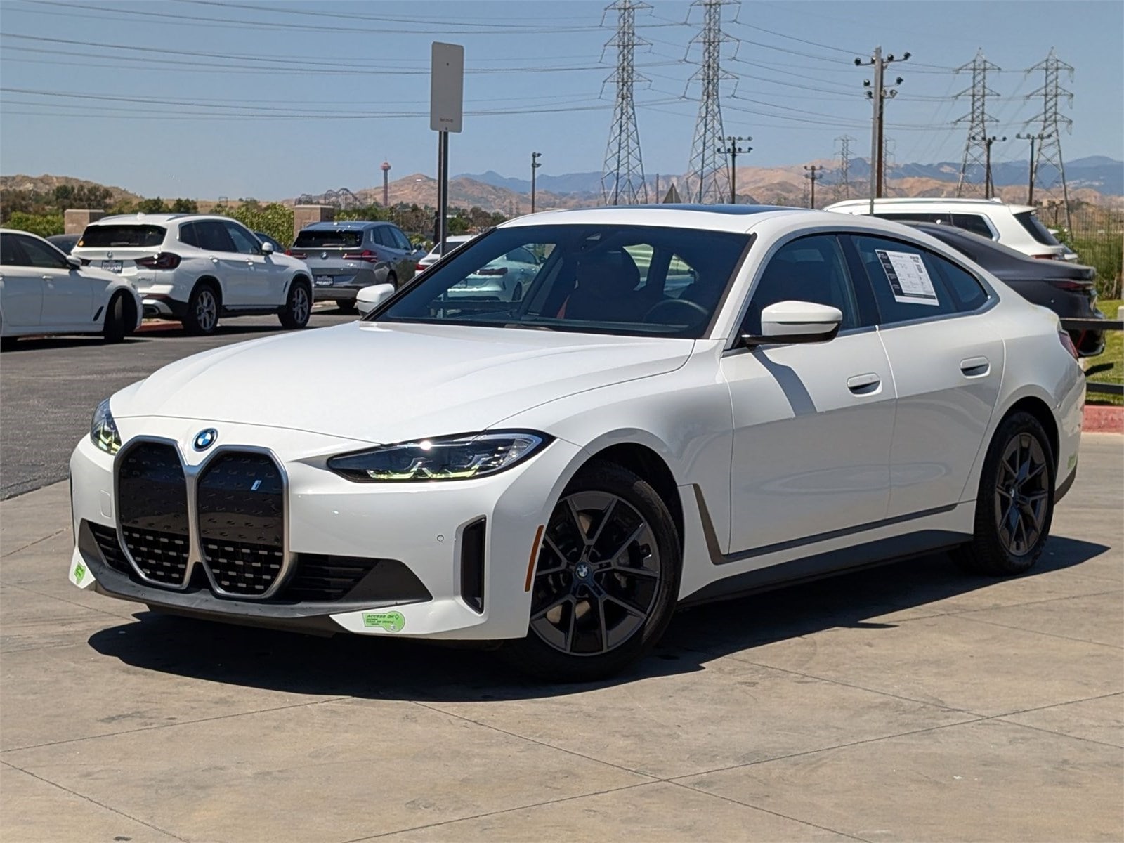2023 BMW i4 eDrive35's photo