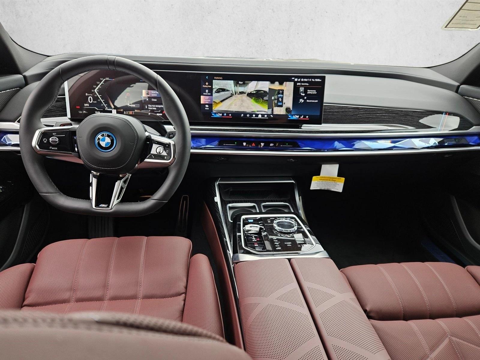 2025 BMW i7 60 - Photo 14