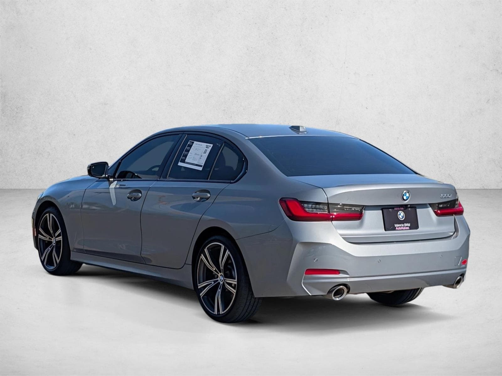 2023 BMW 3 Series 330i - Photo 8