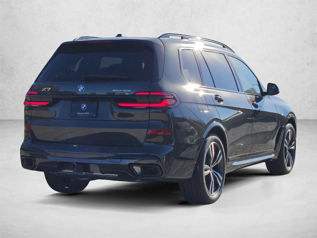 New 2027 BMW X7 xDrive40i SUV