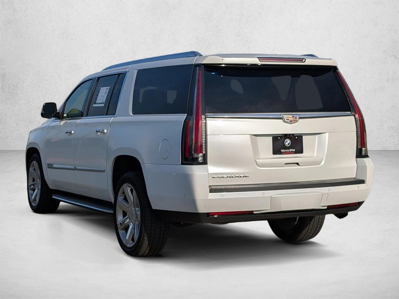 2020 CADILLAC Escalade ESV Luxury photo 3