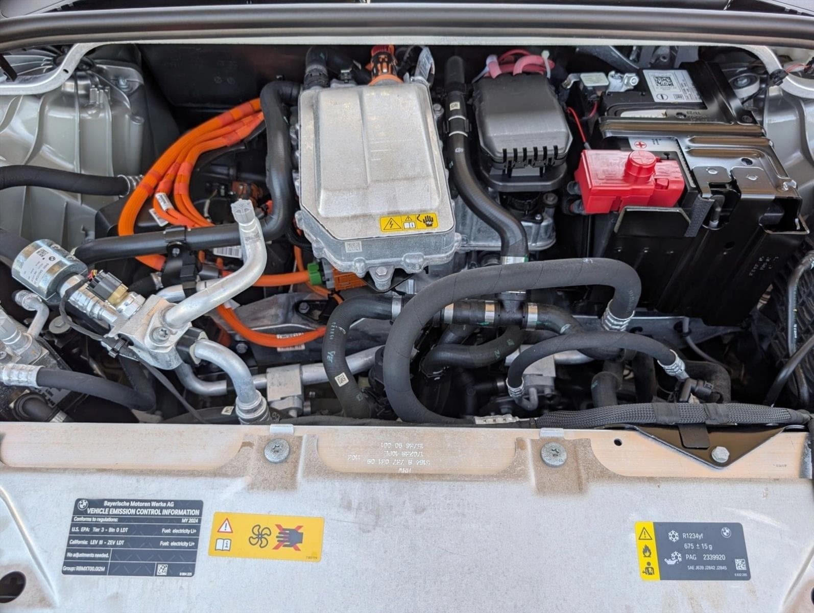 2024 BMW iX Base - Photo 25