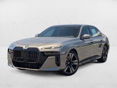 2025 BMW 740i