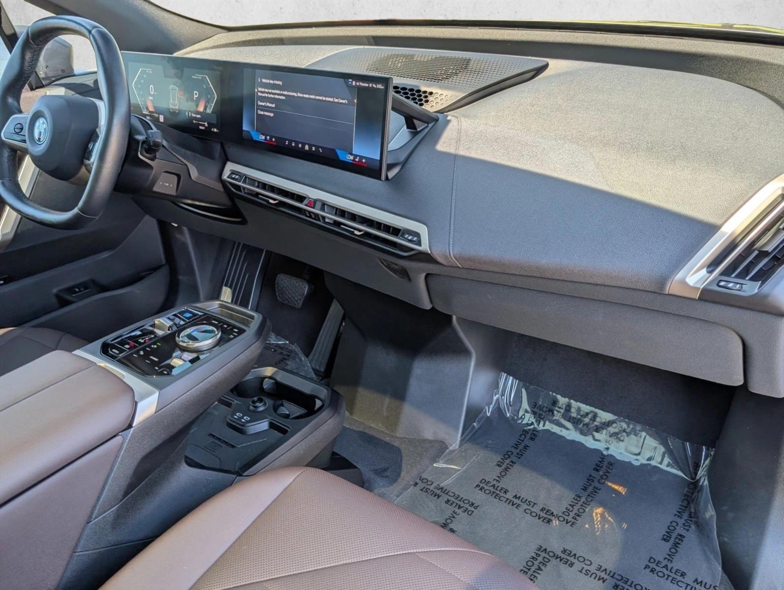 2024 BMW iX Base - Photo 24