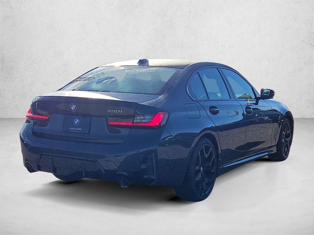 New 2026 BMW 330i Sedan