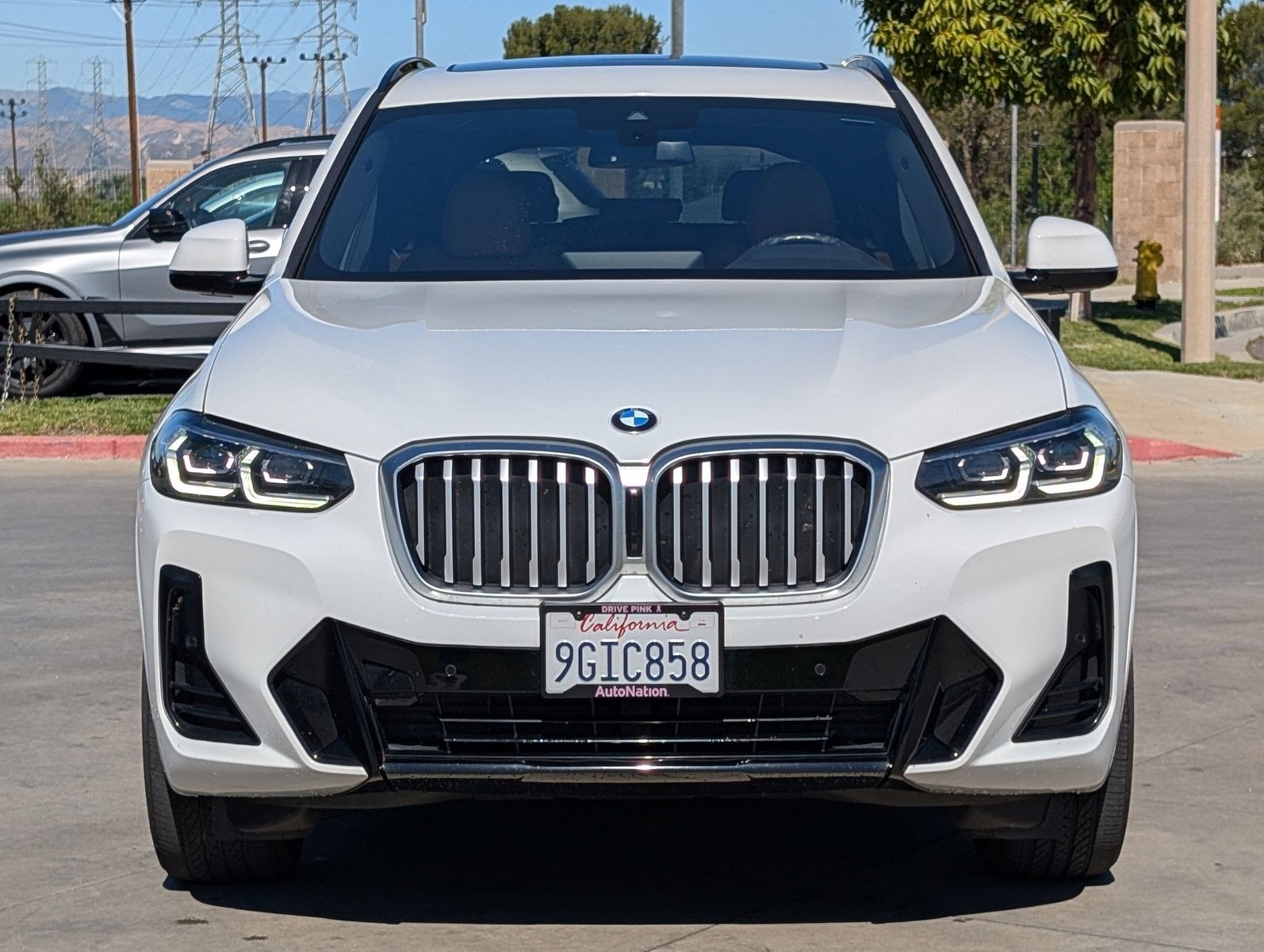2023 BMW X3 sDrive30i photo 2