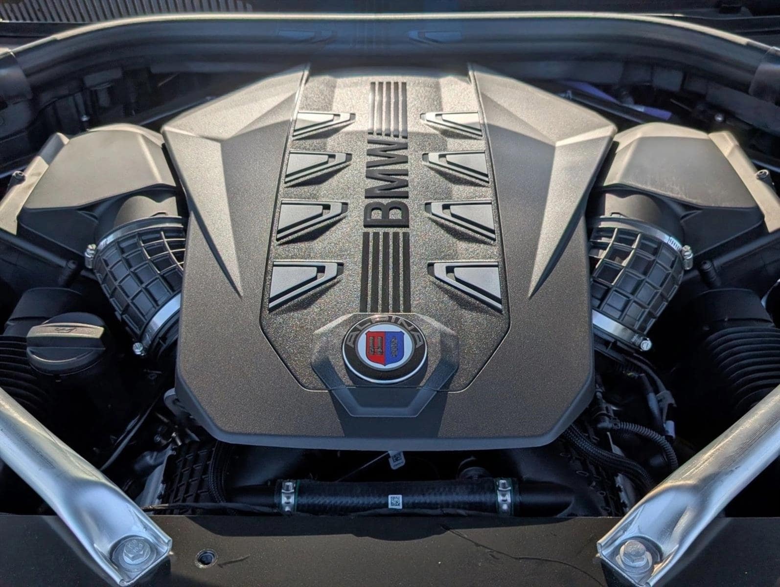 2026 BMW X7 ALPINA XB7 - Photo 15