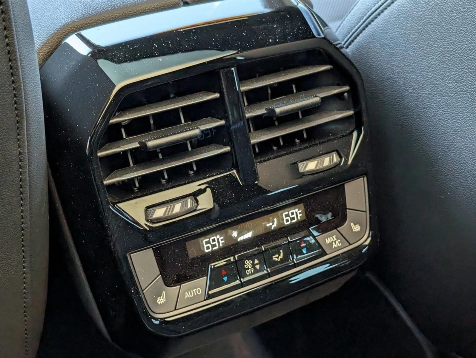 2024 BMW iX Base - Photo 18