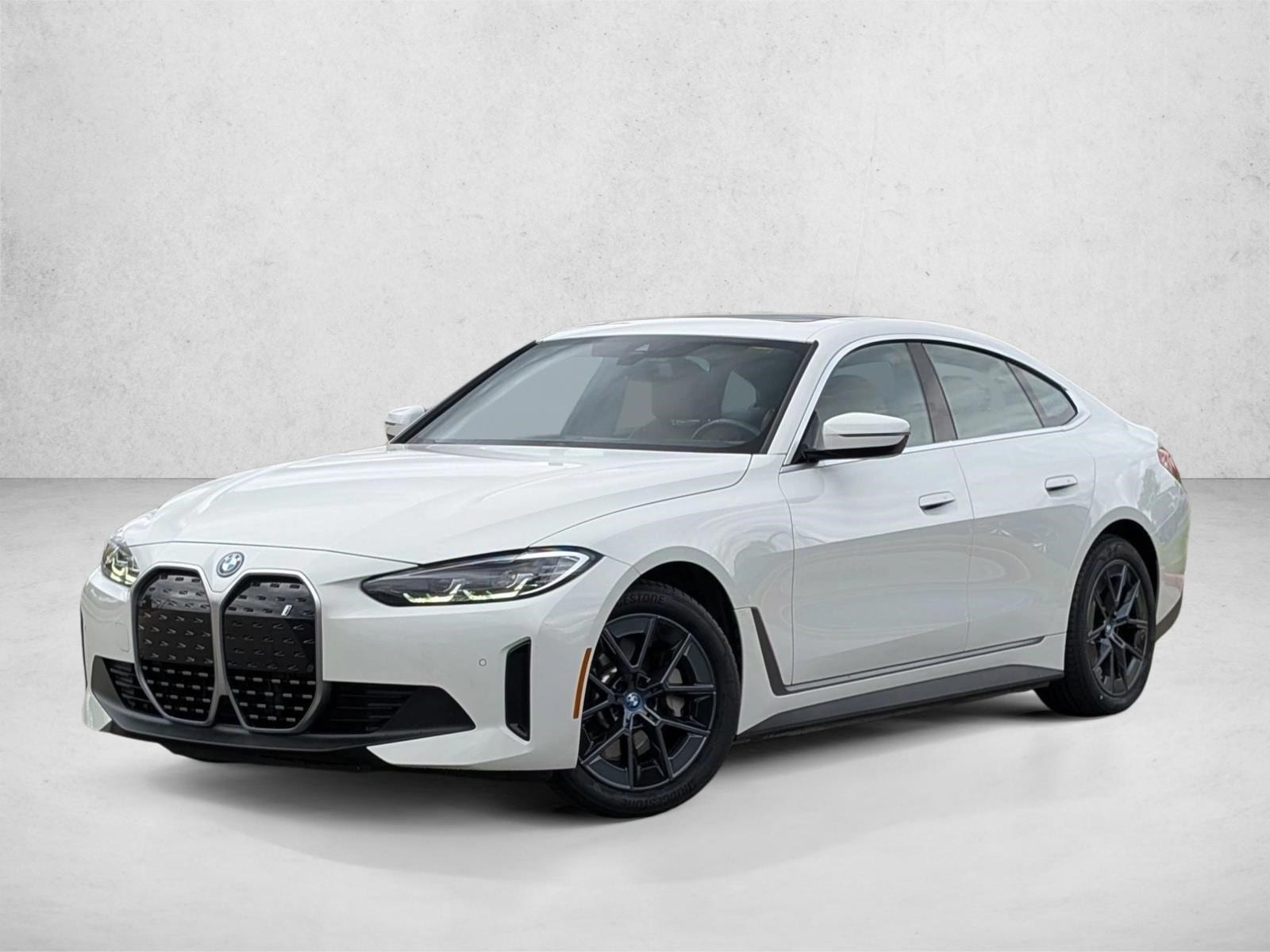 2023 BMW i4 eDrive40's photo