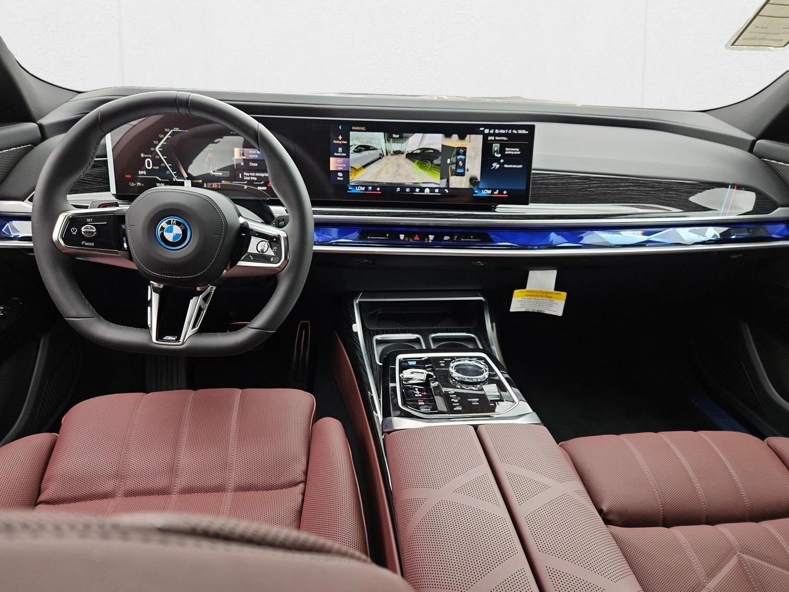 2025 BMW i7 60 - Photo 14