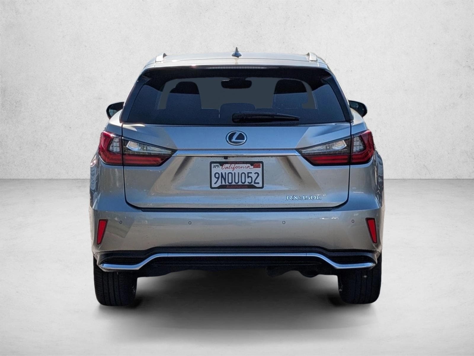 2018 LEXUS RX 350L Luxury photo 6