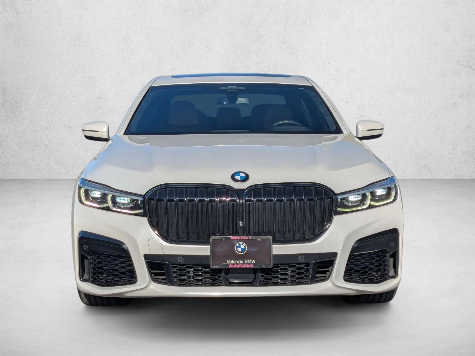 2020 Bmw 750i xDrive Sedan photo 2