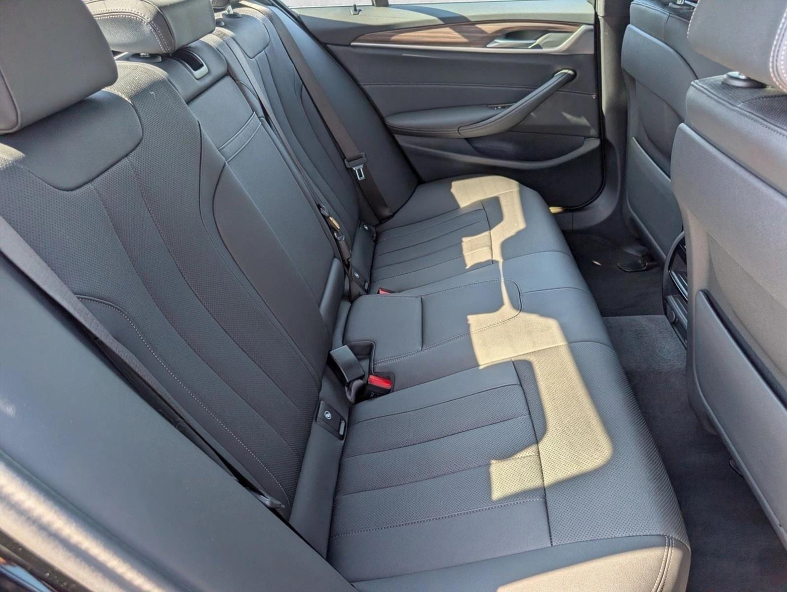 2023 BMW 5 Series 540i - Photo 21