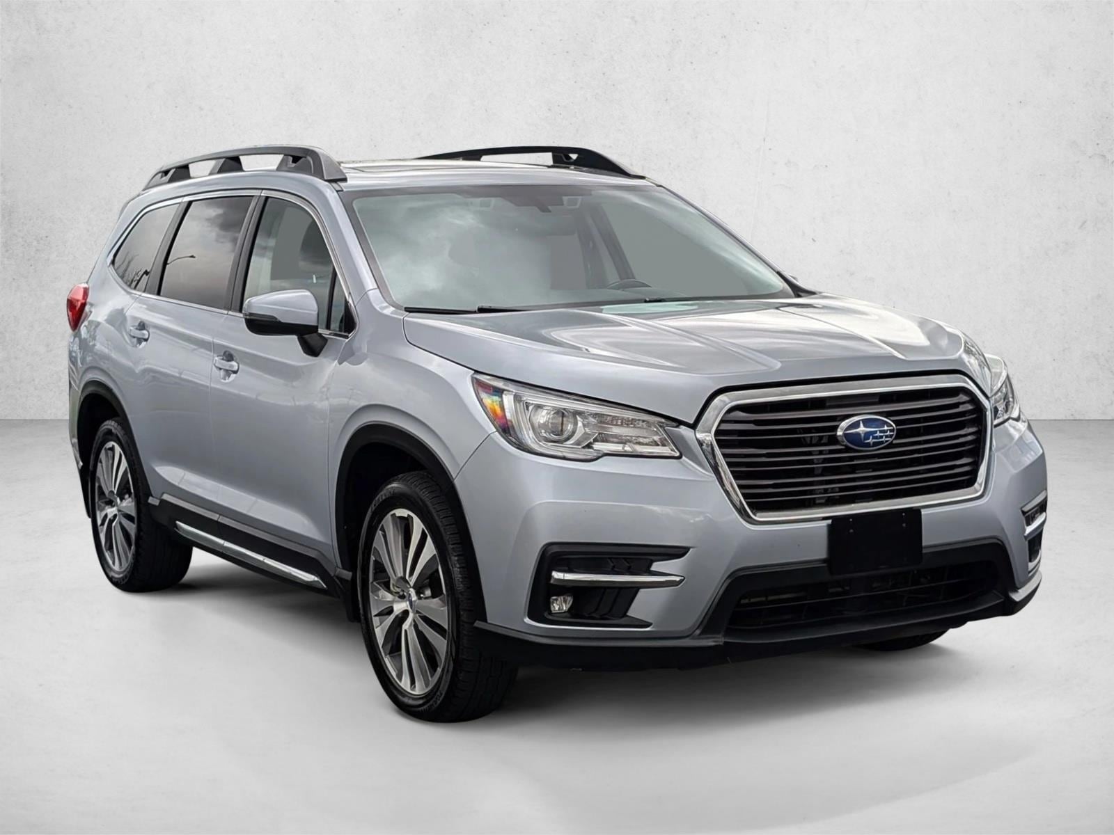 2021 Subaru Ascent Limited 7-Passenger photo 2