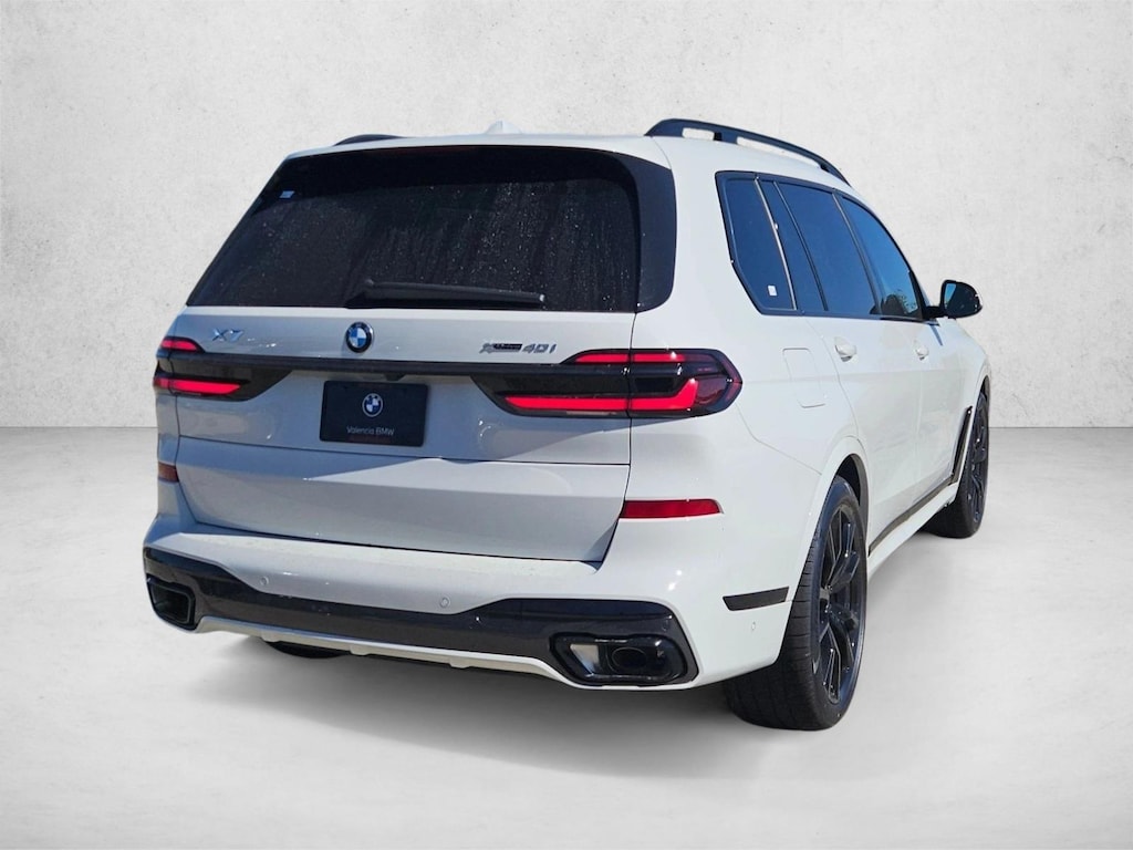 New 2027 BMW X7 xDrive40i SUV
