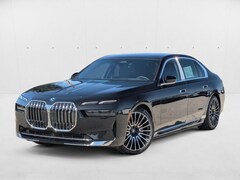 2025 BMW 740i