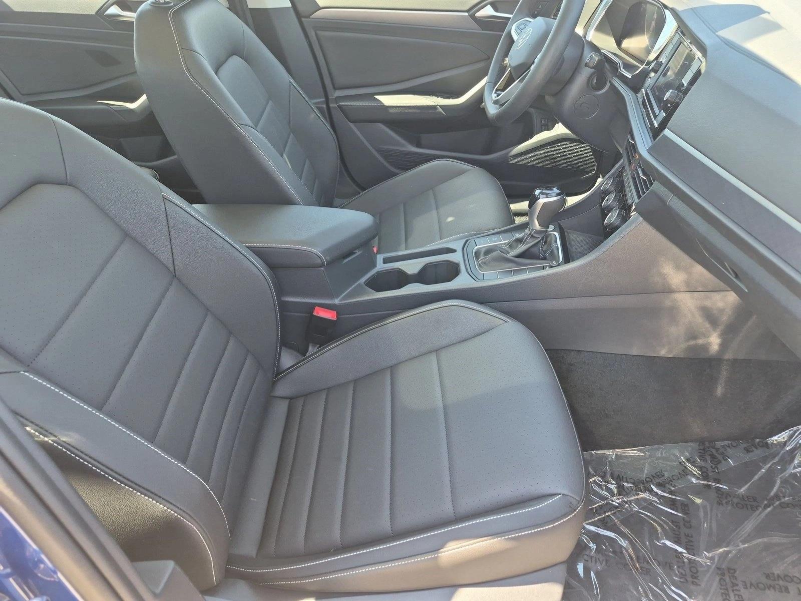 2024 Volkswagen Jetta SE - Photo 20
