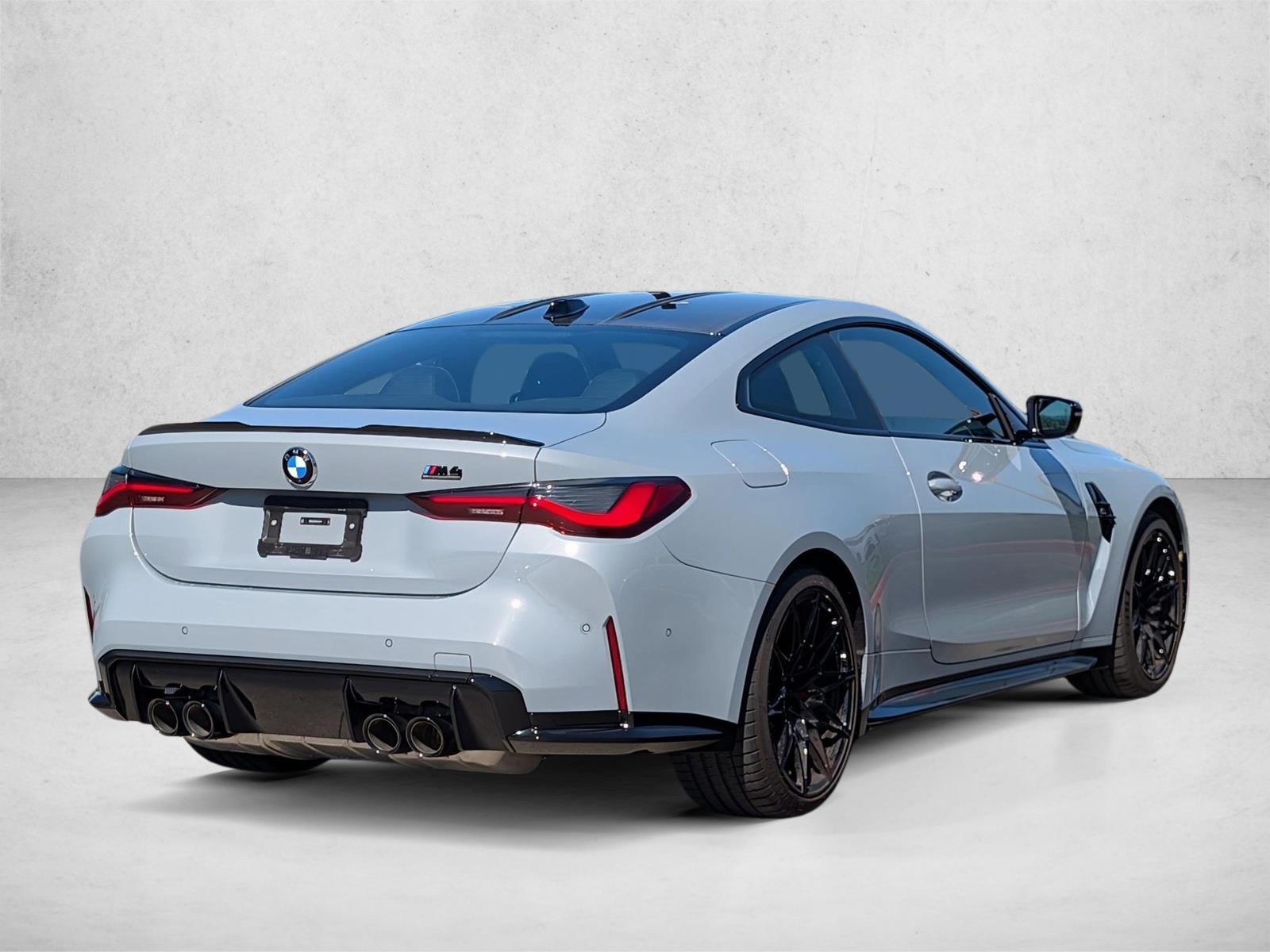 2024 BMW M4 Competition photo 4