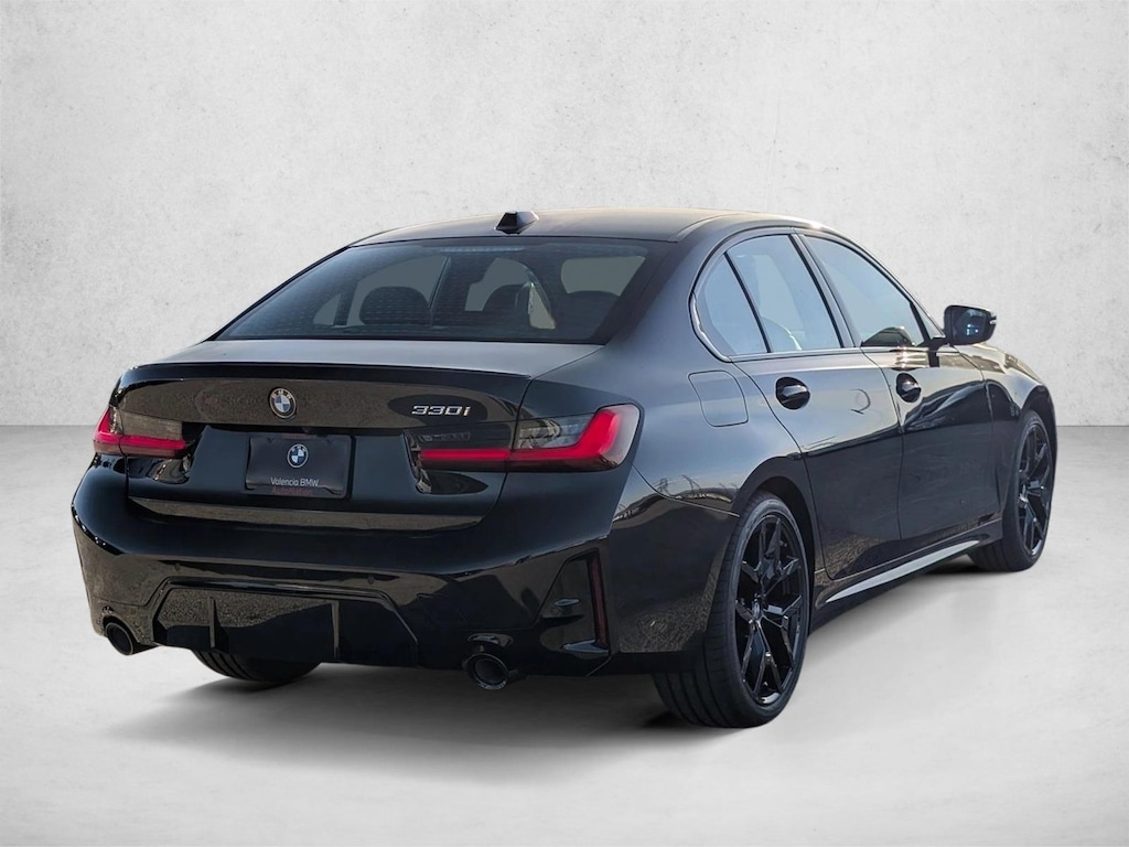 New 2026 BMW 330i NA Sedan