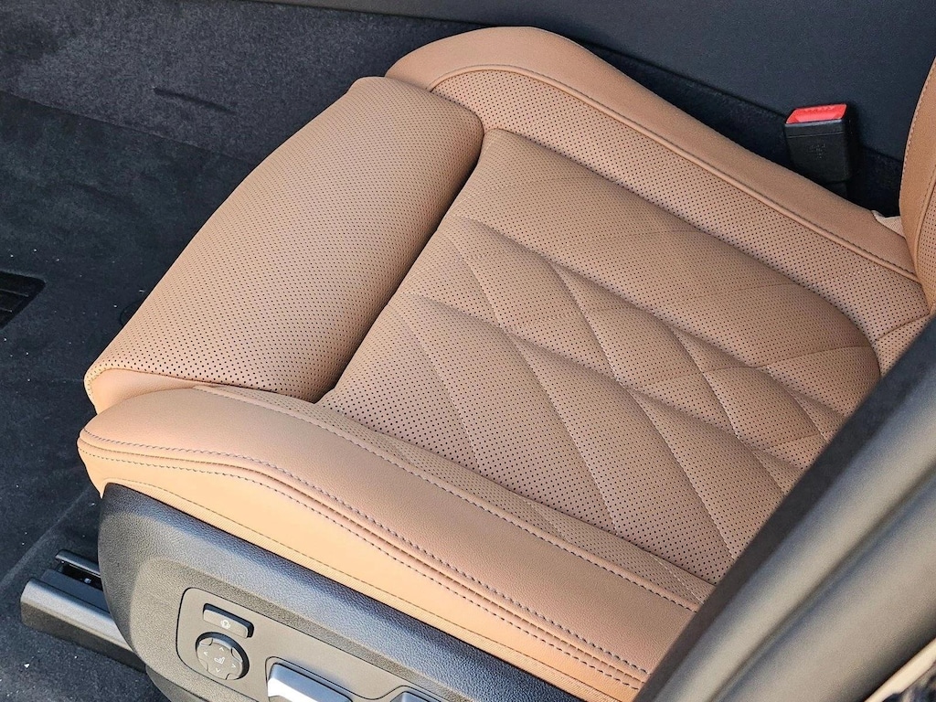 New 2026 BMW X5 sDrive40i SUV