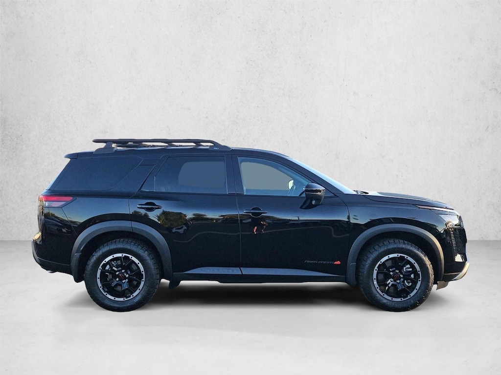 Used 2026 Nissan Pathfinder SUV