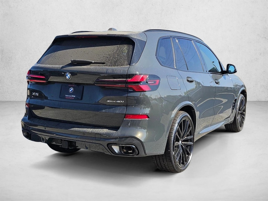 New 2026 BMW X5 xDrive40i SUV