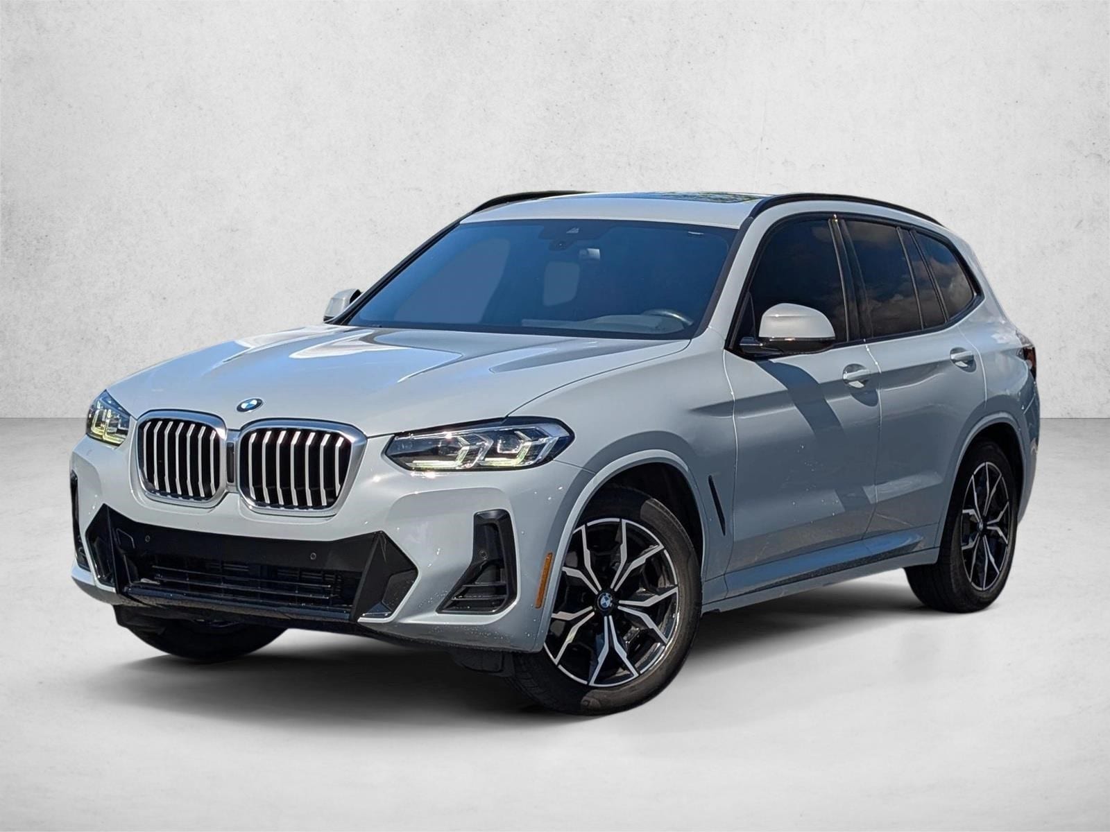 2022 BMW X3 xDrive30i's photo