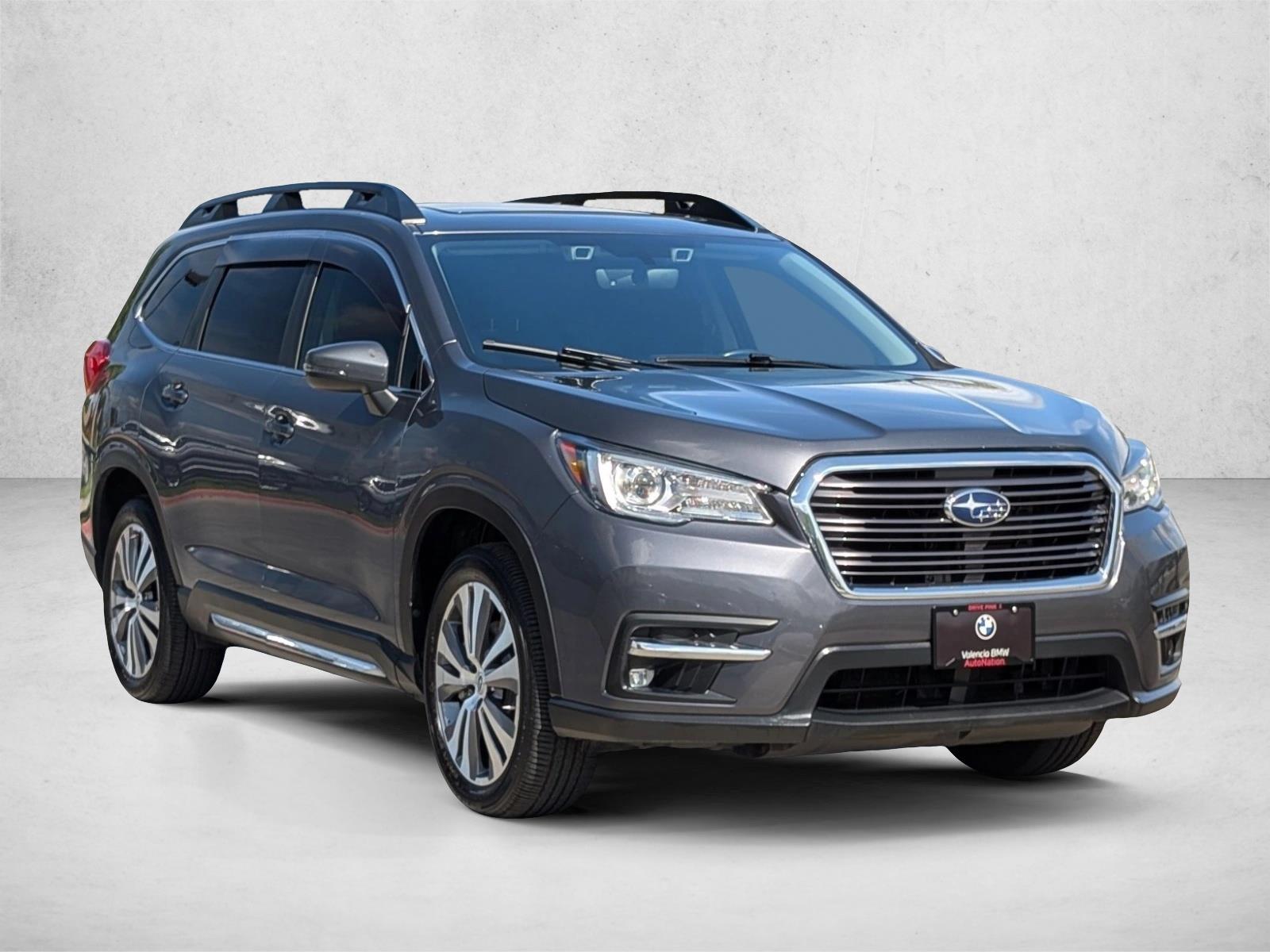 2022 Subaru Ascent Limited 7-Passenger photo 2