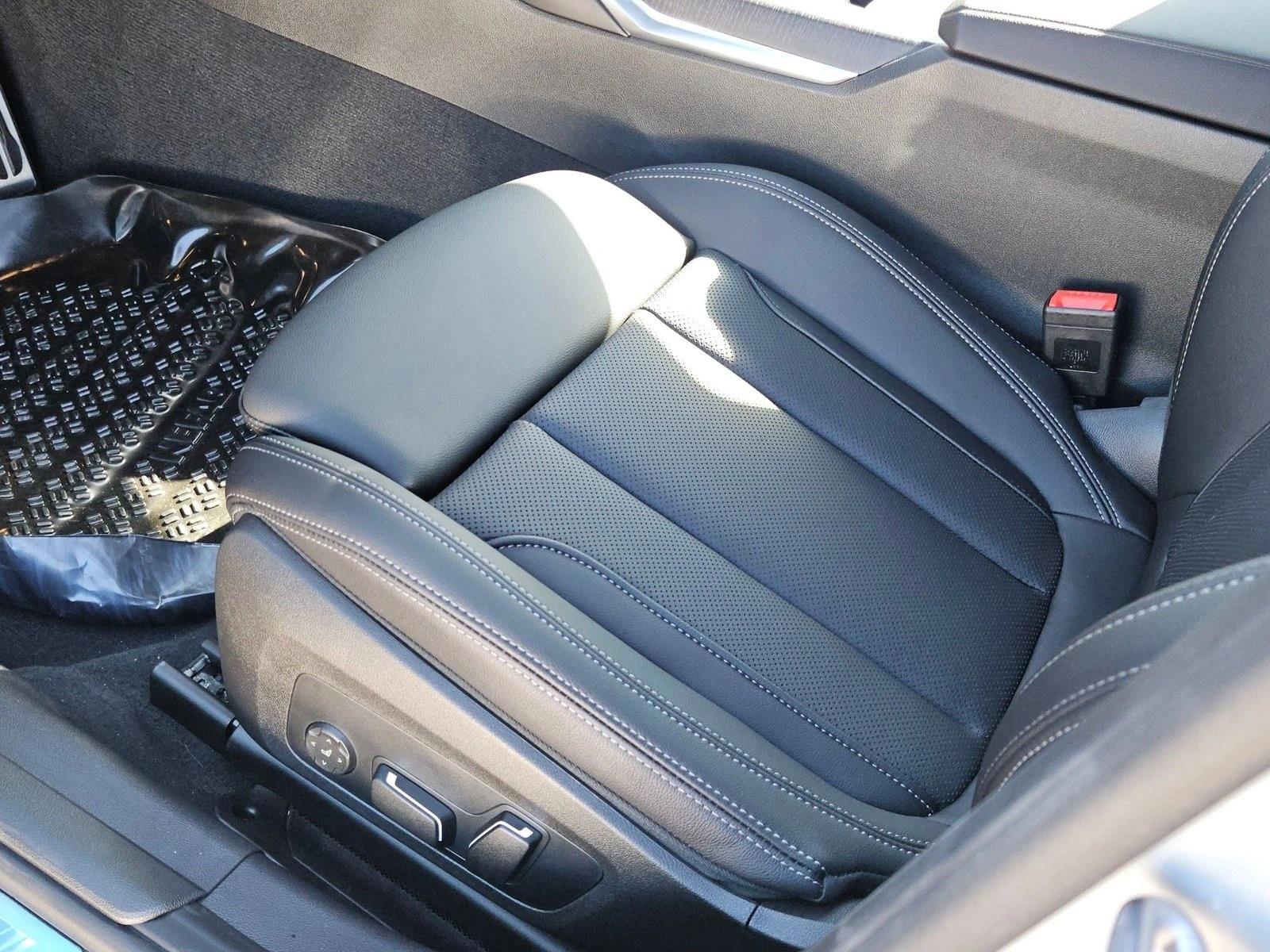 New 2026 BMW 330i Sedan