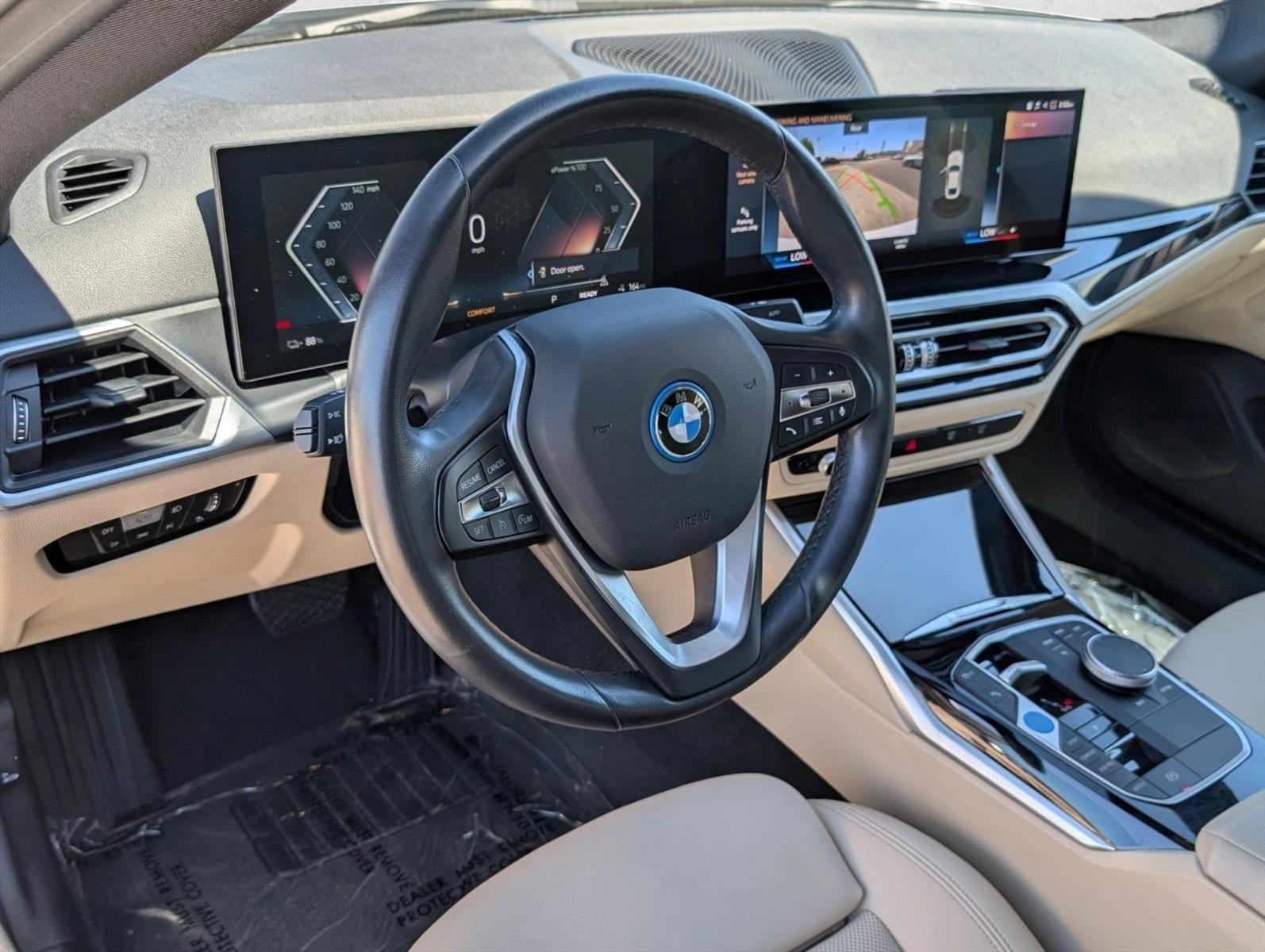 2023 BMW i4 35 - Photo 10
