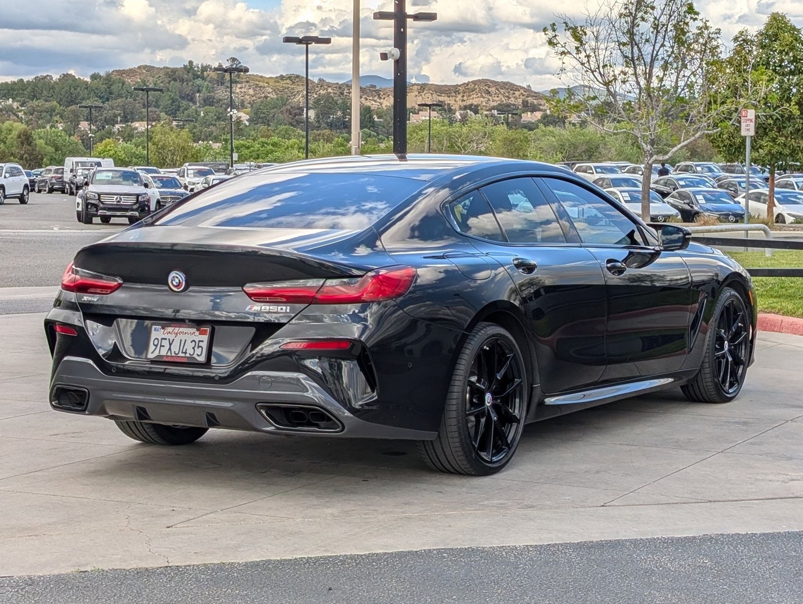 2023 BMW M850i xDrive photo 4